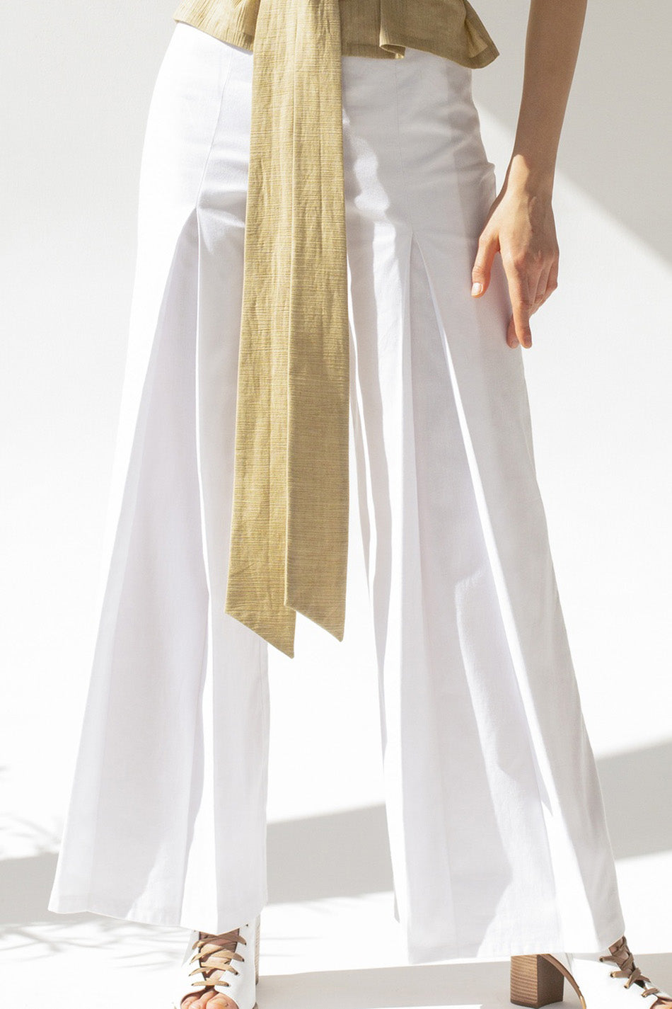 Cotton white pants