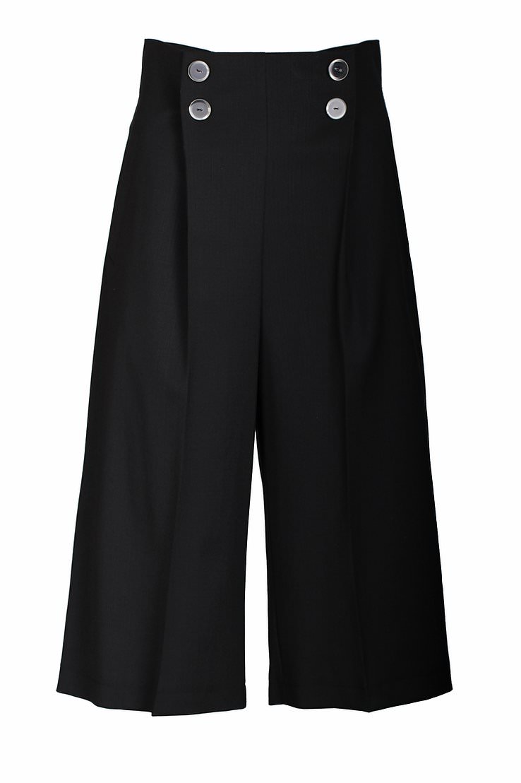 Wool-blend short
