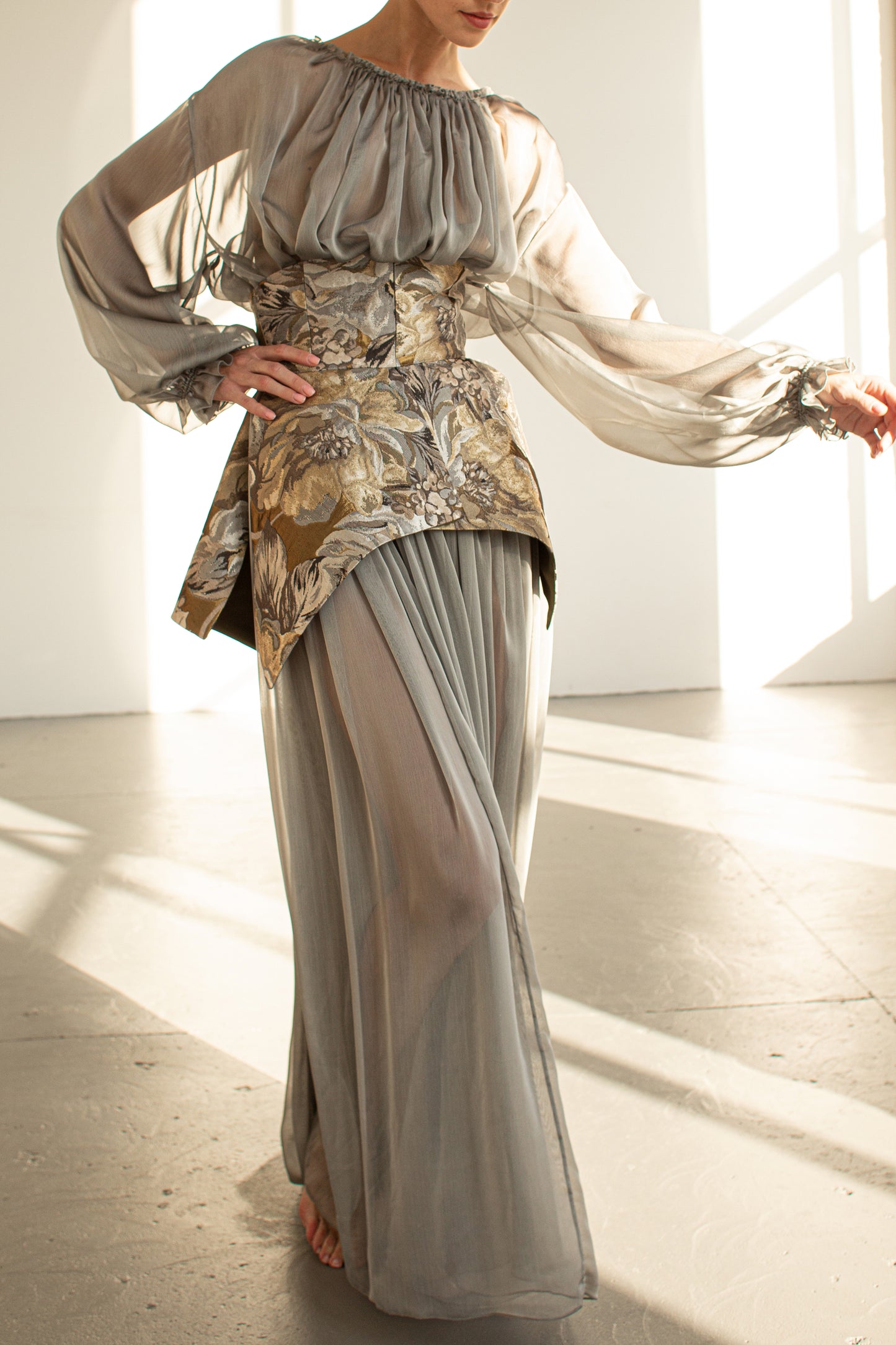 Asymmetric jacquard basque