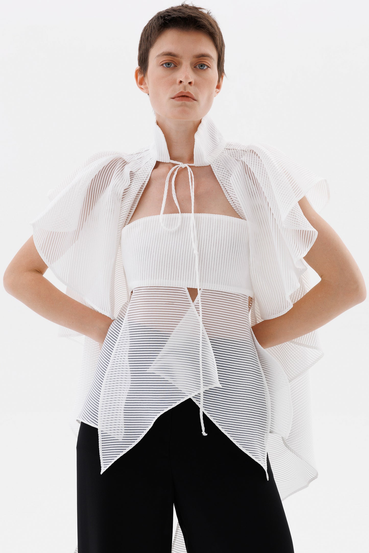 Baskentop aus Jacquard-Organza