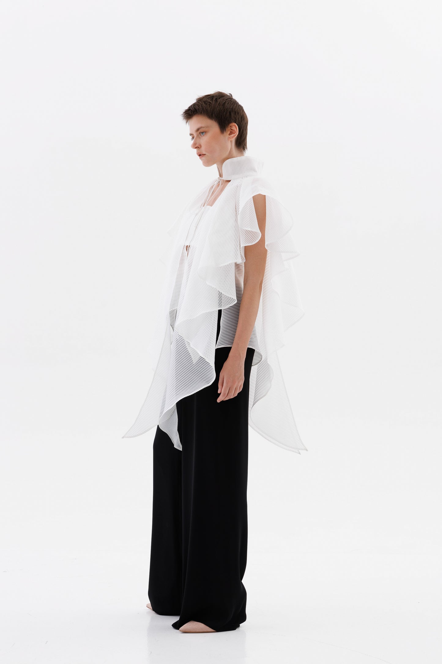 Jacquard organza cape collar
