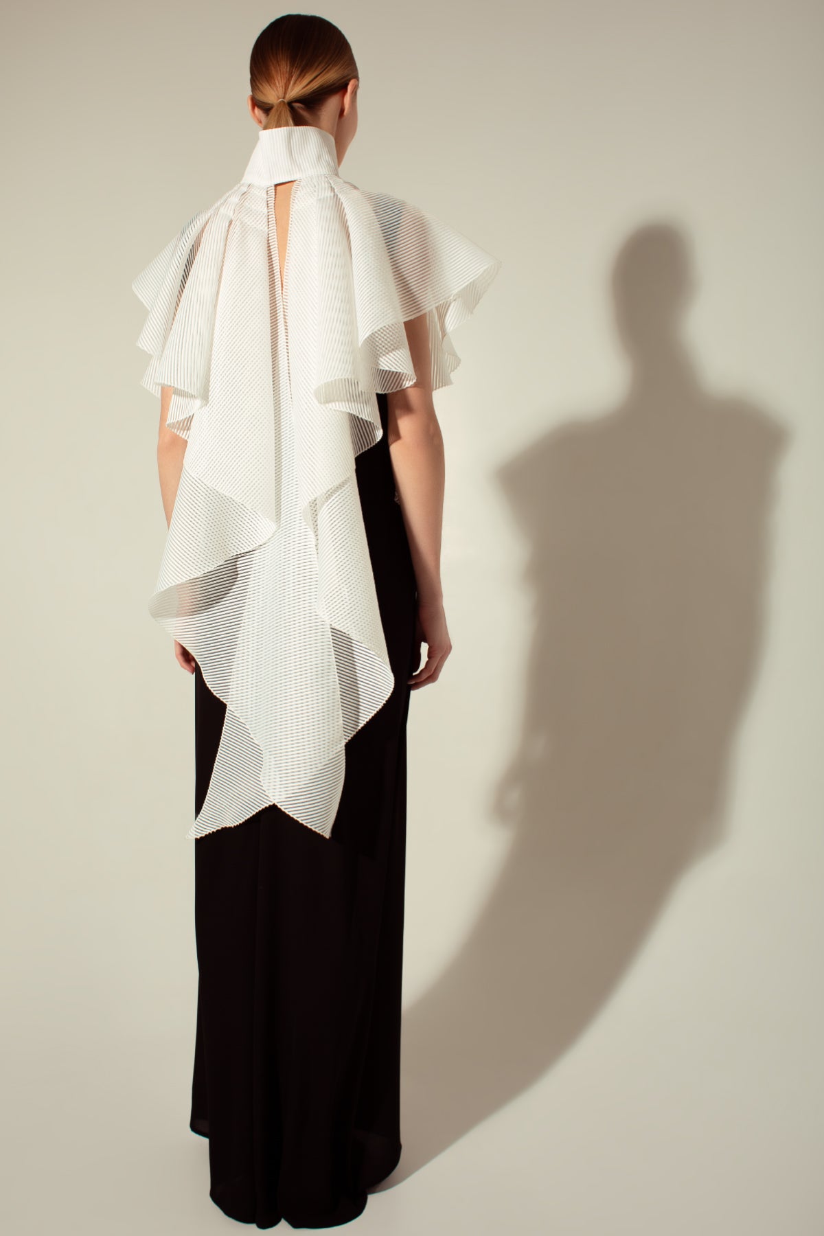 Jacquard organza cape collar